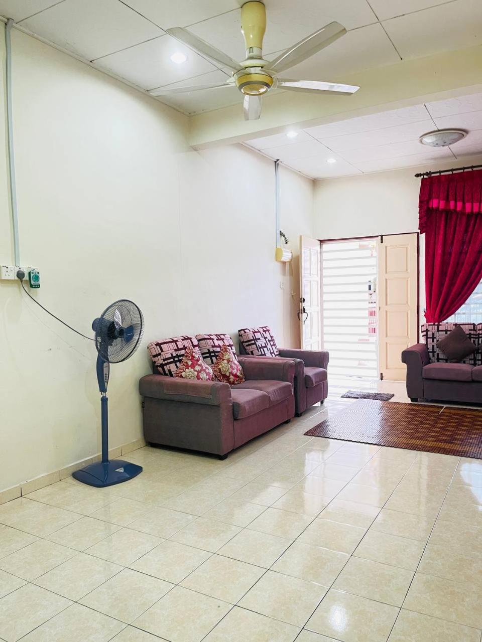 Sofea Homestay อิโปห์ ภายนอก รูปภาพ